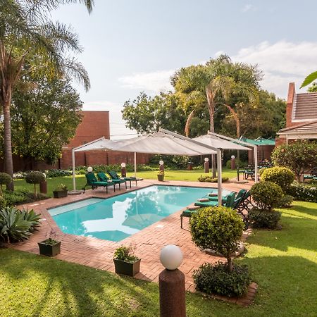 פרטוריה Town Lodge Menlo Park מראה חיצוני תמונה