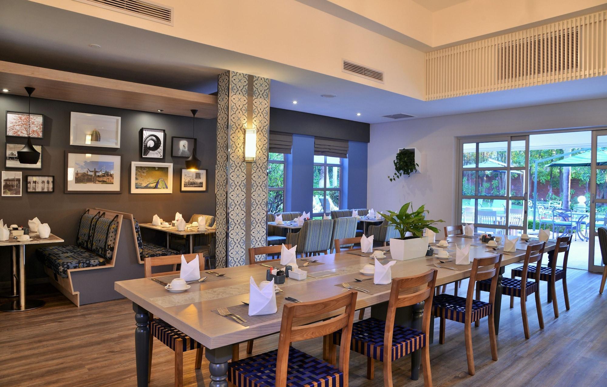 פרטוריה Town Lodge Menlo Park מראה חיצוני תמונה
