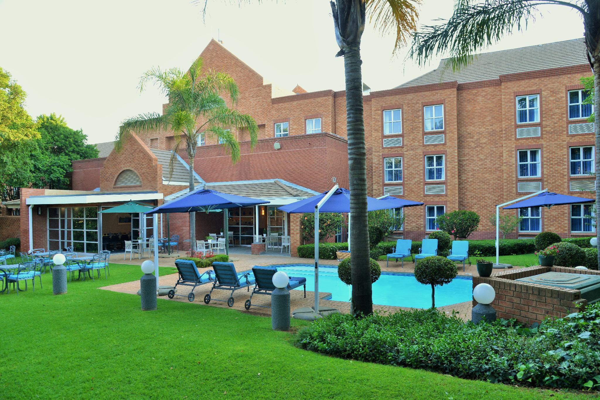 פרטוריה Town Lodge Menlo Park מראה חיצוני תמונה