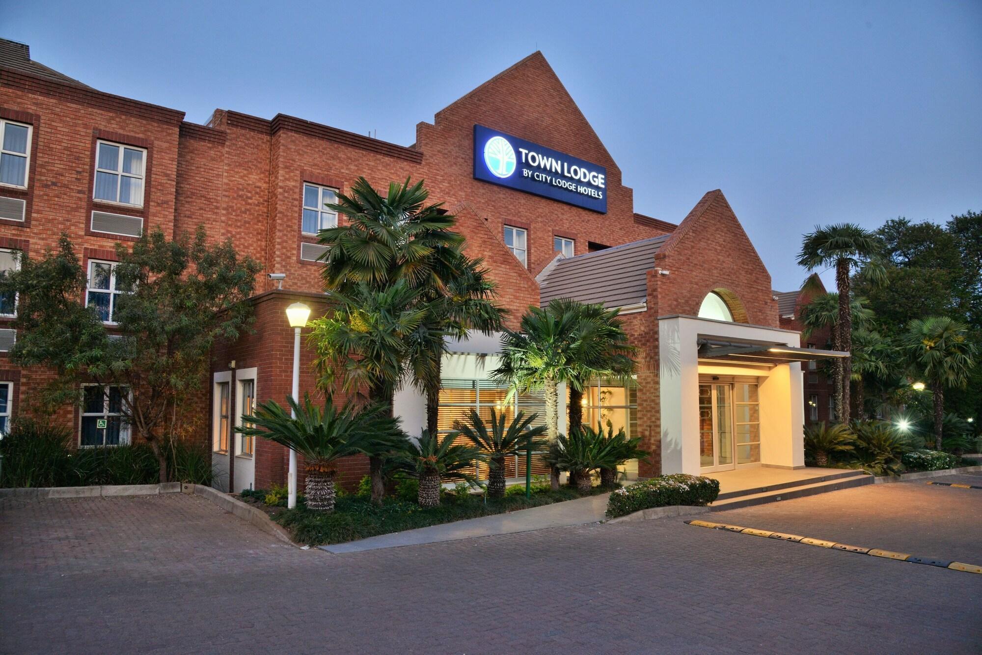 פרטוריה Town Lodge Menlo Park מראה חיצוני תמונה